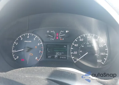 2017 Nissan Sentra S z USA, uszkodzony, nr VIN 3N1AB7AP0HY290781